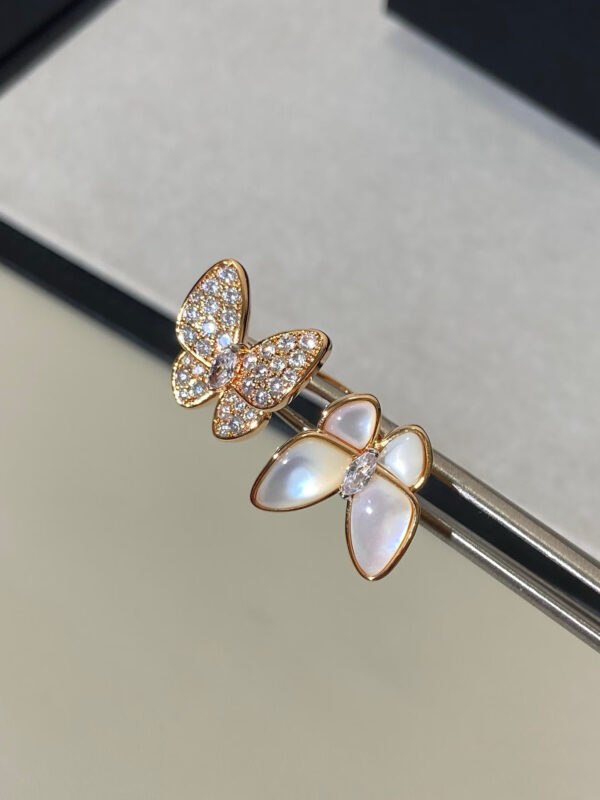 Custom Solid 18k Gold Van Cleef & Arpels Jewelry Two Butterfly Between the Finger Ring, Diamond, Mother-Of-Pearl