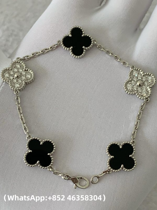 Custom Solid 18k Gold Van Cleef & Arpels Jewelry Vintage Alhambra Bracelet, 5 Motifs, Diamond, Onyx