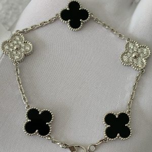 Custom Solid 18k Gold Van Cleef & Arpels Jewelry Vintage Alhambra Bracelet 5 Motifs