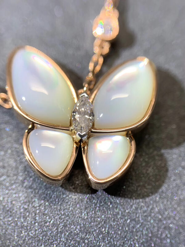 Custom Solid 18k Gold Van Cleef & Arpels Jewelry Two Butterfly Pendant, Diamond, Mother-of-pearl