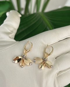 Custom Solid 18k Gold Cartier Jewelry Grain de Café Earrings Diamonds