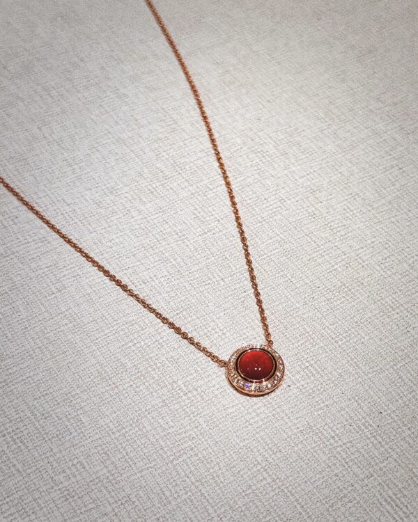 Screenshot Custom Solid 18k Gold Piaget Possession Pendant in 18K Rose Gold Set with 20 Brilliant-Cut Diamonds (approx. 0.28 ct) and Decorated with a Carnelian Cabochon (approx. 0.82 ct) 2 Ways of Wearing