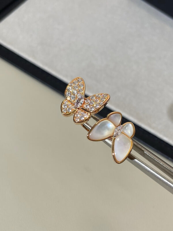 Custom Solid 18k Gold Van Cleef & Arpels Jewelry Two Butterfly Between the Finger Ring, Diamond, Mother-Of-Pearl