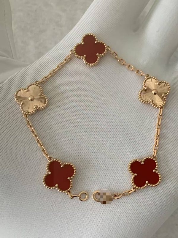 Custom Solid 18k Gold Van Cleef & Arpels Jewelry Vintage Alhambra Bracelet Custom Solid 18k Gold Van Cleef & Arpels Jewelry Vintage Alhambra Bracelet