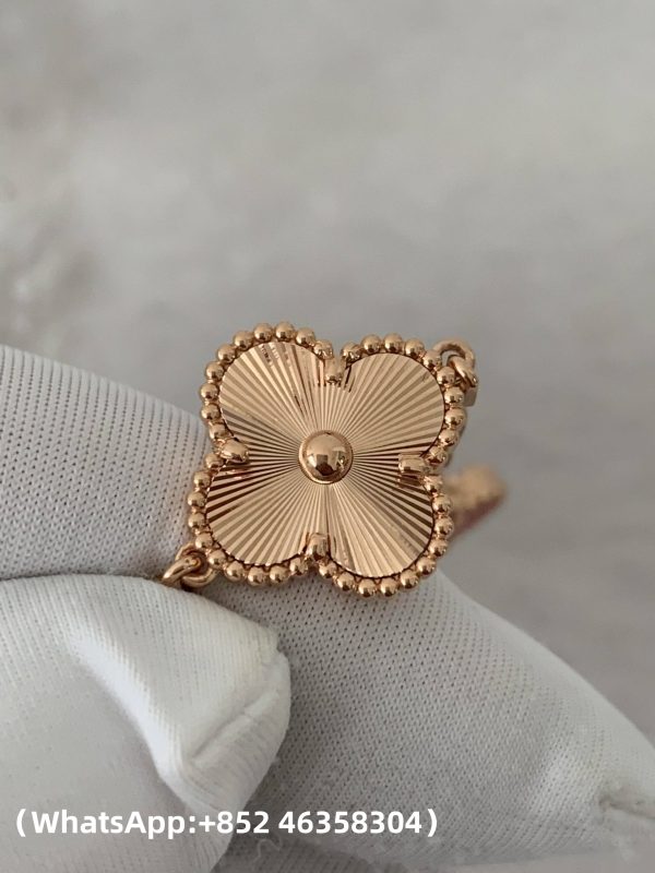 Custom Solid 18k Gold Van Cleef & Arpels Jewelry Vintage Alhambra Bracelet1) Custom Solid 18k Gold Van Cleef & Arpels Jewelry Vintage Alhambra Bracelet