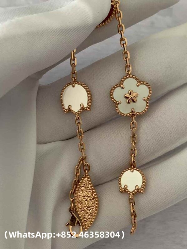 Custom Solid 18k Gold Van Cleef & Arpels Jewelry Lucky Spring Bracelet, 5 Motifs