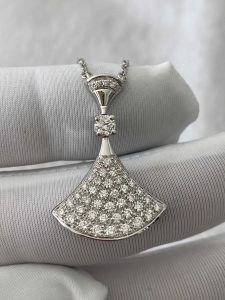 Custom Solid 18k Gold Bulgari Divas’ Dream Necklace