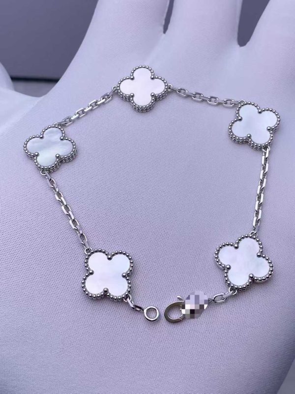 Custom Solid 18k Gold Van Cleef & Arpels Jewelry Vintage Alhambra Bracelet Custom Solid 18k Gold Van Cleef & Arpels Jewelry Vintage Alhambra Bracelet