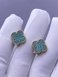 Custom Solid 18K Gold Van Cleef & Arpels Jewelry Vintage Alhambra Earrings Malachite