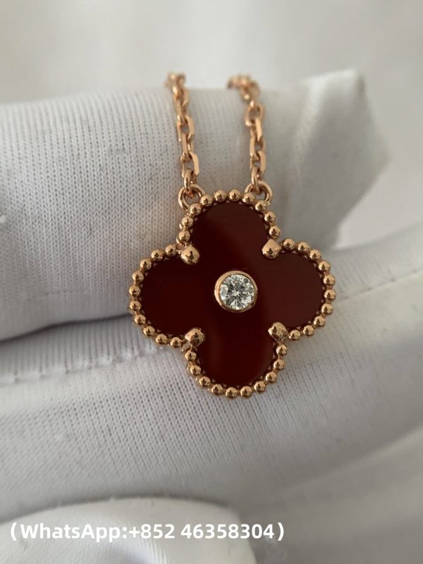 Custom Solid 18k Gold Van Cleef & Arpels Vintage Alhambra Pendant Carnelian with Diamond Custom Solid 18k Gold Van Cleef & Arpels Vintage Alhambra Pendant Carnelian with Diamond