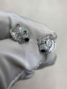 Custom Solid 18k Gold Cartier Jewelry Panthère de Cheetah Earrings Onyx Paved with Diamonds