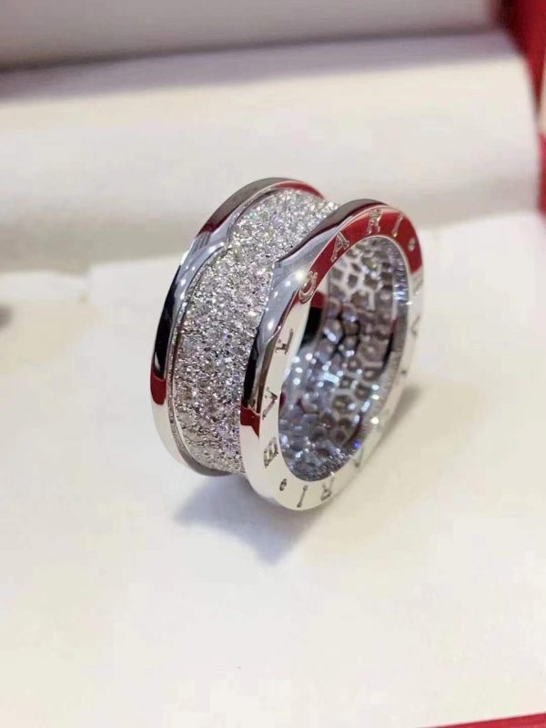 Custom Solid 18K Gold Bulgari Jewelry B.zero1 Ring Set with Pavé Diamonds on the Spiral Custom Solid 18K Gold Bulgari Jewelry B.zero1 Ring Set with Pavé Diamonds on the Spiral