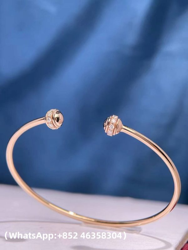 Custom Solid 18k Gold Piaget Possession Bangle Bracelet Set with 20 Brilliant-Cut Diamonds Custom Solid 18k Gold Piaget Possession Bangle Bracelet Set with 20 Brilliant-Cut Diamonds