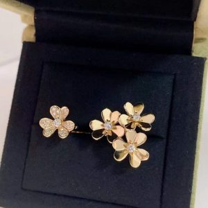 Custom Solid 18k Gold Van Cleef & Arpels Frivole Between the Finger Ring