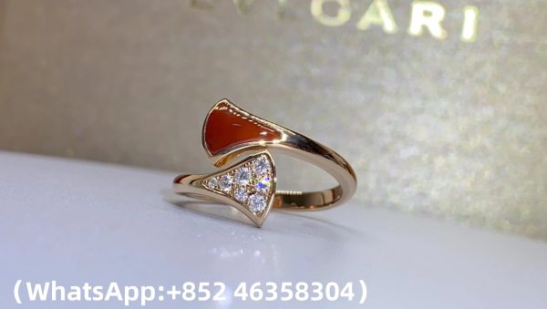 Custom Bvlgari Divas' Dream Ring Set with Carnelian Element and Pavé Diamonds Custom Bvlgari Divas' Dream Ring Set with Carnelian Element and Pavé Diamonds