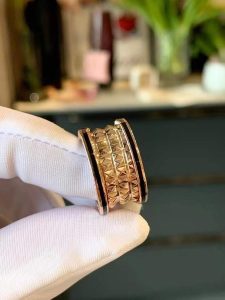 Custom Solid 18k Gold Bulgari Jewelry B.Zero1 Rock Four-Band Ring with Studded Spiral and Black Ceramic Inserts on the Edges