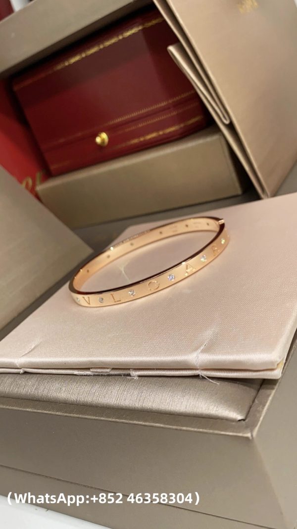 Custom Solid 18k Gold Bulgari Jewelry B.zero1 Essential Bangle Bracelet set with Diamonds