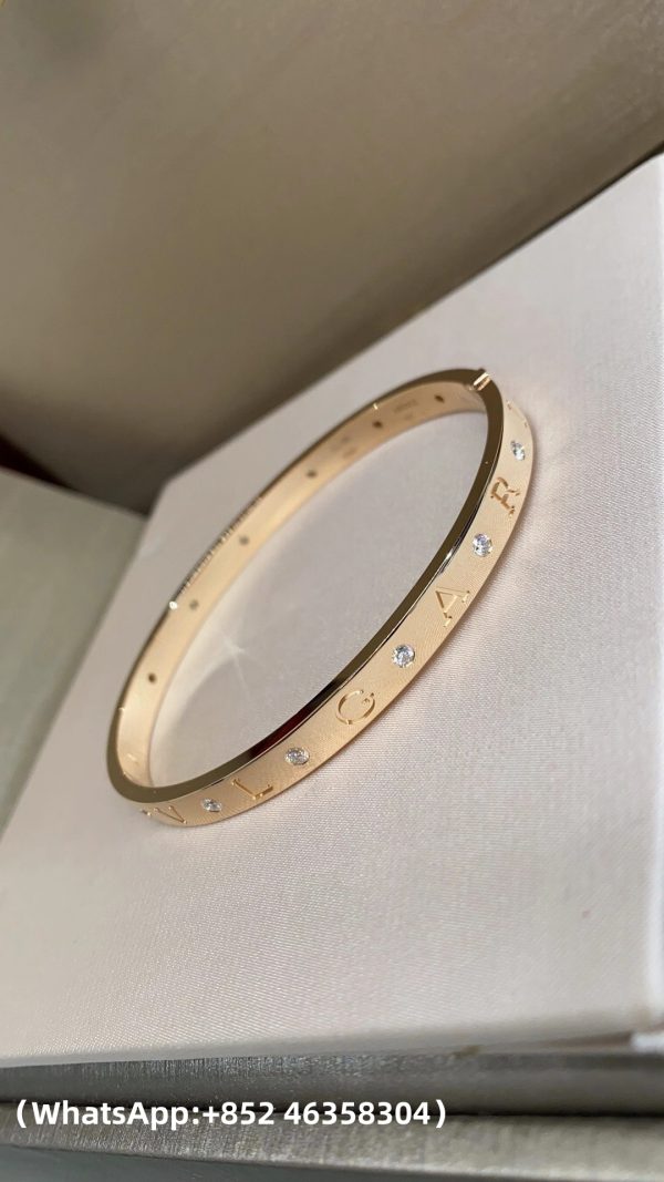 Custom Solid 18k Gold Bulgari Jewelry B.zero1 Essential Bangle Bracelet set with Diamonds