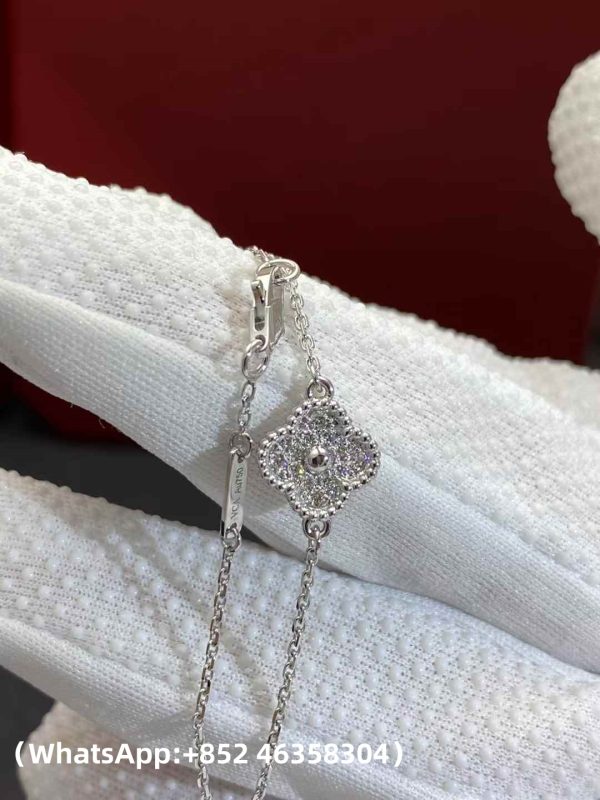 Custom Solid 18k Gold Van Cleef & Arpels Jewelry Sweet Alhambra Bracelet 1 Motif Diamonds