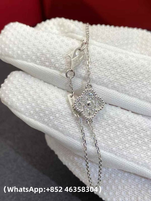 Custom Solid 18k Gold Van Cleef & Arpels Jewelry Sweet Alhambra Bracelet 1 Motif Diamonds