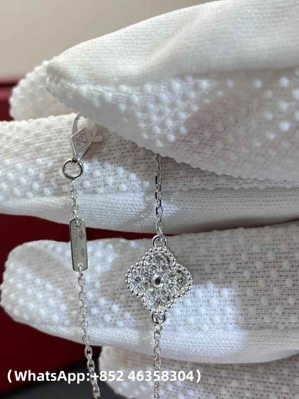 Custom Solid 18k Gold Van Cleef & Arpels Jewelry Sweet Alhambra Bracelet 1 Motif Diamonds