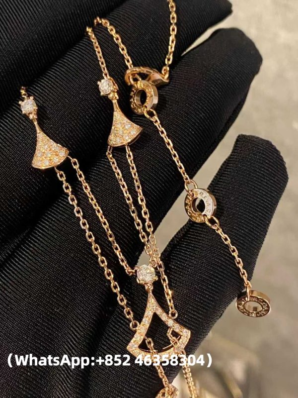 Custom Solid 18k Gold Bulgari Jewelry Divas' Dream Necklace with Three Fan-Shaped Motifs Set with a Mother-of-Pearl Insert and Pavé Diamonds