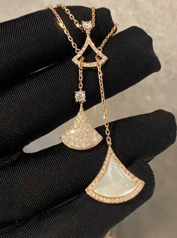 Custom Solid 18k Gold Bulgari Jewelry Divas' Dream Necklace with Three Fan-Shaped Motifs Set with a Mother-of-Pearl Insert and Pavé Diamonds