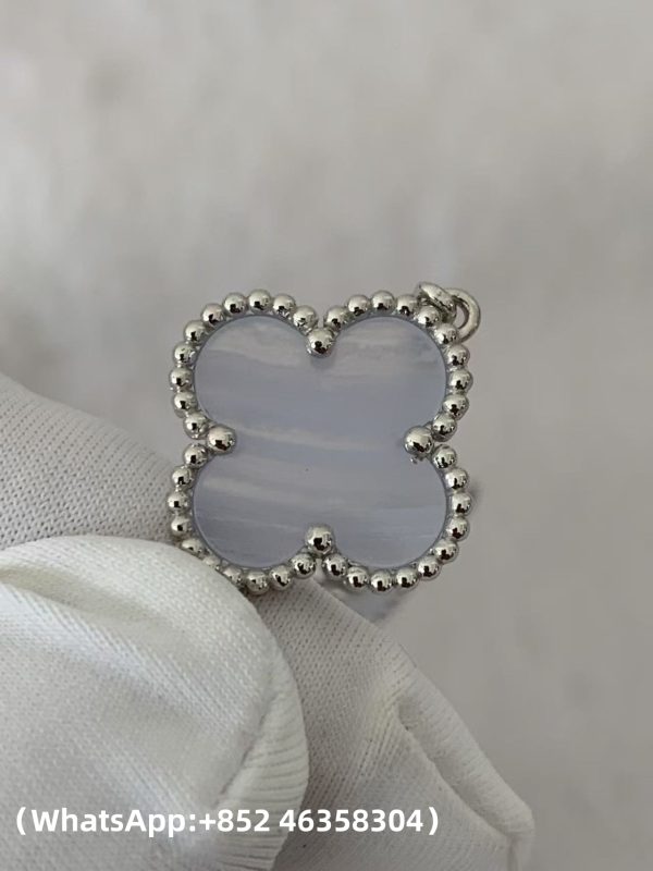 Custom Solid 18k Gold Van Cleef & Arpels Jewelry Vintage Alhambra Bracelet Custom Solid 18k Gold Van Cleef & Arpels Jewelry Vintage Alhambra Bracelet