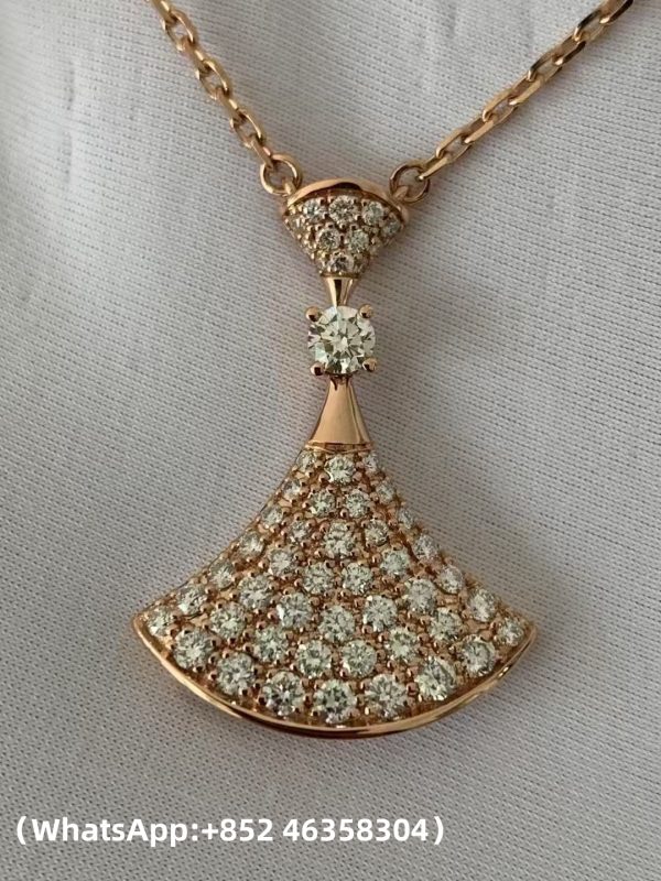 Custom Solid 18k Gold Bulgari Divas’ Dream Necklace Custom Solid 18k Gold Bulgari Divas’ Dream Necklace