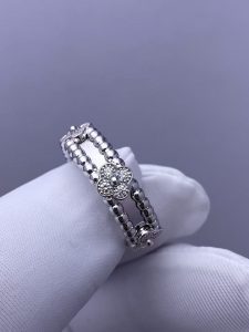 Custom Solid 18k Gold Van Cleef & Arpels Jewelry Perlée Sweet Clovers Ring