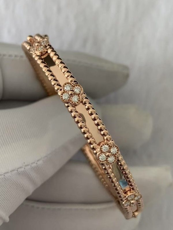 Custom Solid 18k Gold Van Cleef & Arpels Jewelry Perlée Sweet Clovers Bracelet