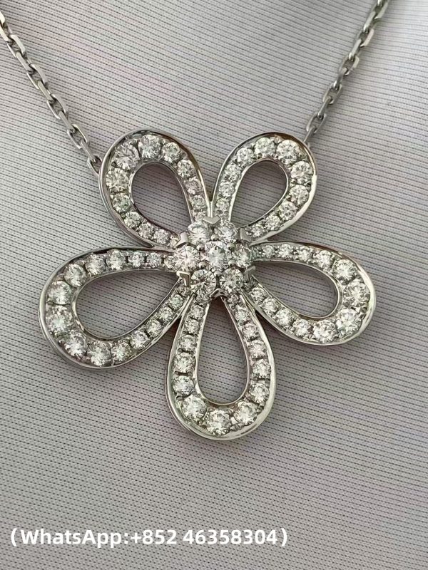 Custom Solid 18k Gold Van Cleef & Arpels Jewelry Flowerlace Pendant 18K White Gold