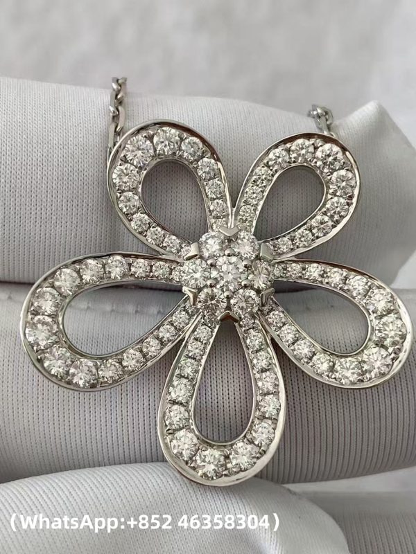 Custom Solid 18k Gold Van Cleef & Arpels Jewelry Flowerlace Pendant 18K White Gold