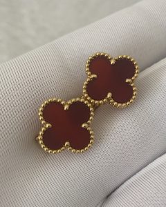 Custom Solid 18K Gold Van Cleef & Arpels Jewelry Vintage Alhambra Earrings Carnelian