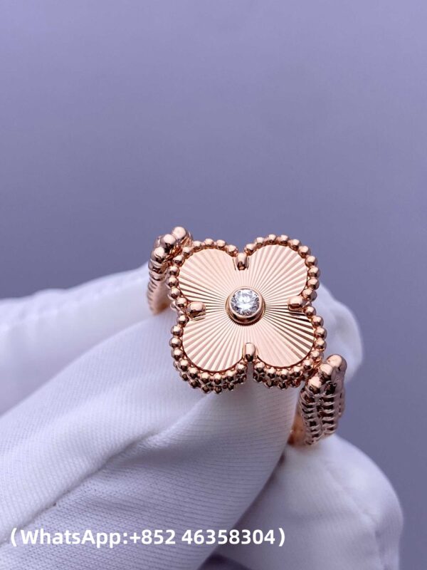 Custom Solid 18k Gold Van Cleef & Arpels Vintage Alhambra Reversible Ring, Carnelian, Diamond