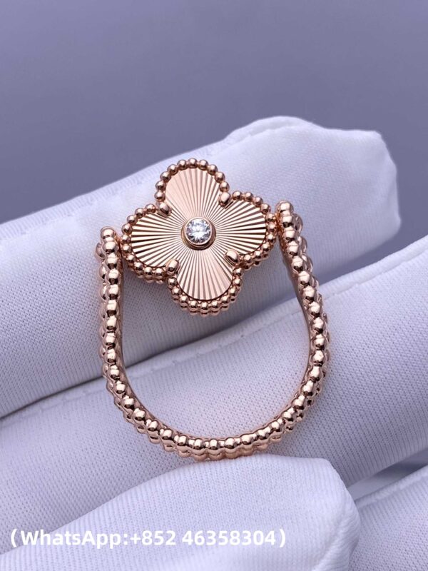 Custom Solid 18k Gold Van Cleef & Arpels Vintage Alhambra Reversible Ring, Carnelian, Diamond