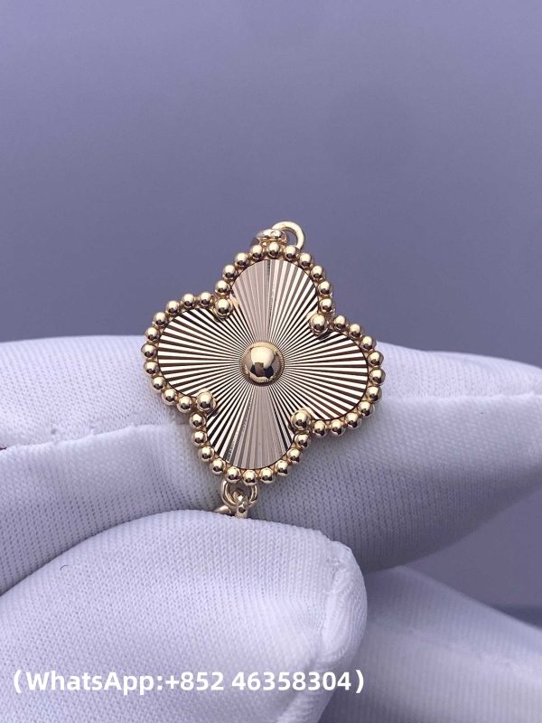 Custom Solid 18k Gold Van Cleef & Arpels Jewelry Vintage Alhambra Bracelet Custom Solid 18k Gold Van Cleef & Arpels Jewelry Vintage Alhambra Bracelet