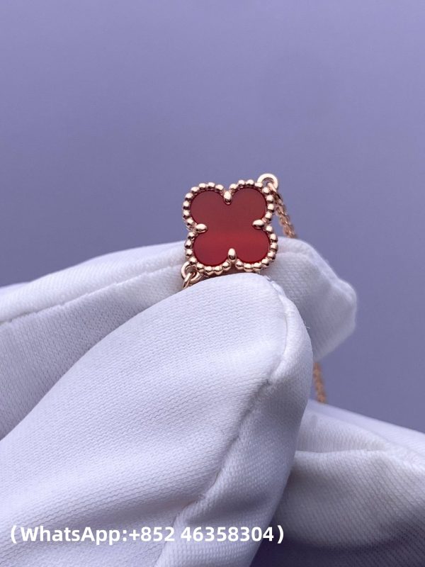 Custom Solid 18k Gold Van Cleef & Arpels Jewelry Sweet Alhambra Bracelet Carnelian 18K Rose Gold