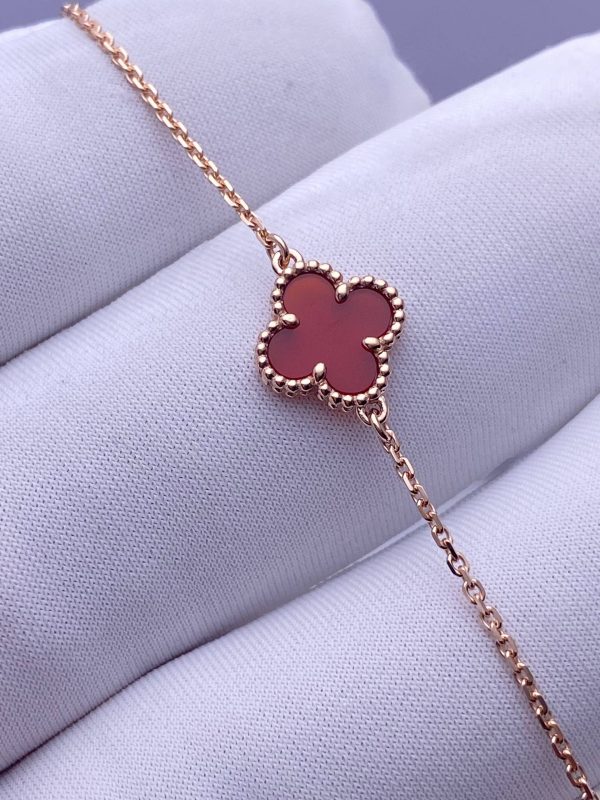 Custom Solid 18k Gold Van Cleef & Arpels Jewelry Sweet Alhambra Bracelet Carnelian 18K Rose Gold