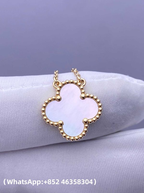 Custom Solid 18k Gold Van Cleef & Arpels Jewelry Vintage Alhambra Pendant Mother-Of-Pearl