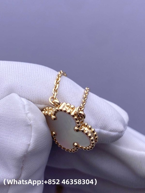 Custom Solid 18k Gold Van Cleef & Arpels Jewelry Vintage Alhambra Pendant Mother-Of-Pearl