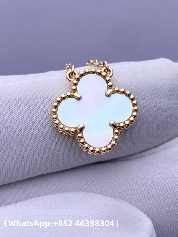 Custom Solid 18k Gold Van Cleef & Arpels Jewelry Vintage Alhambra Pendant Mother-Of-Pearl