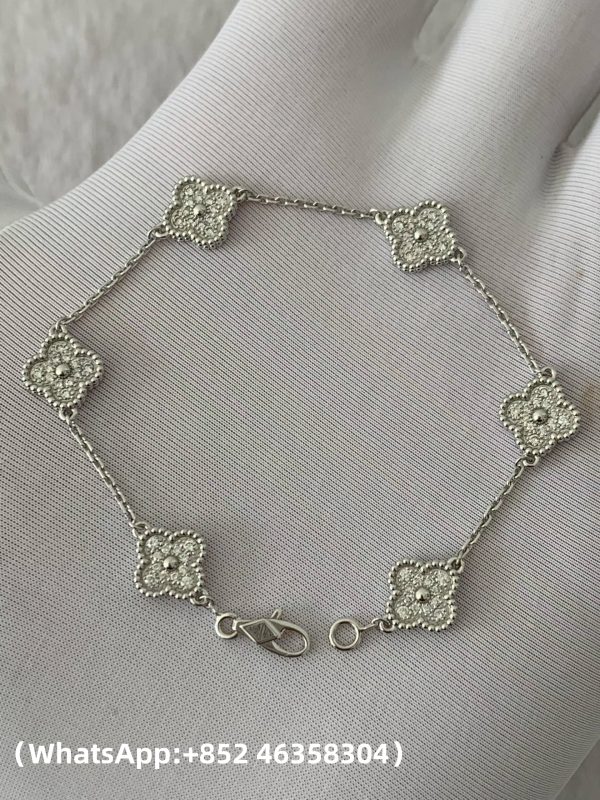 Custom Solid 18k Gold Van Cleef & Arpels Jewelry Sweet Alhambra Bracelet 6 Motifs Diamond