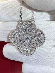 Custom solid 18k gold Van Cleef & Arpels Jewelry Magic Alhambra Pendant, Diamond