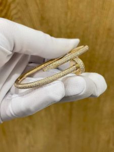 Custom Solid 18K Gold Cartier Jewelry Juste un Clou Bracelet Classic Model Diamonds