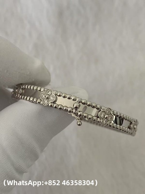 Custom Solid 18k Gold Van Cleef & Arpels Jewelry Perlée Sweet Clovers Bracelet Medium Model 18K White Gold Diamond