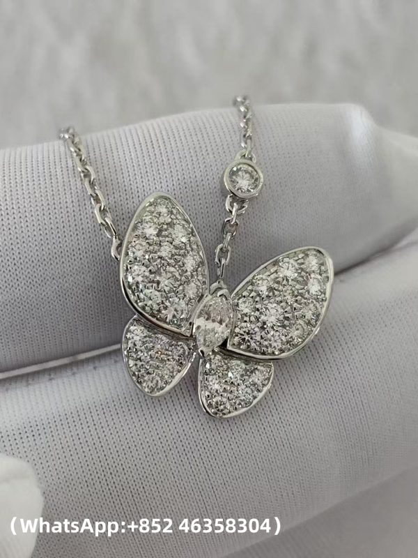 Custom Solid 18K Gold Van Cleef & Arpels Jewelry Two Butterfly Pendant Diamond Custom Solid 18K Gold Van Cleef & Arpels Jewelry Two Butterfly Pendant Diamond