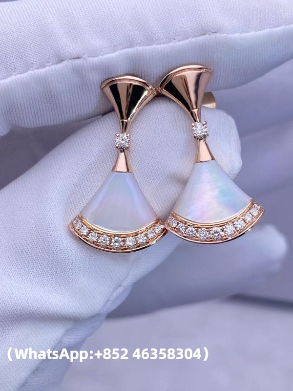 Custom Solid 18k Gold Bulgari Jewelry Bvlgari Divas' Dream Fan-Shaped Drop Earrings Set with Mother-of-Pearl and Brilliant-Cut Diamonds