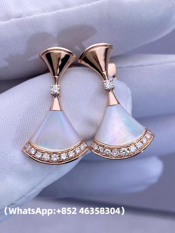 Custom Solid 18k Gold Bulgari Jewelry Bvlgari Divas' Dream Fan-Shaped Drop Earrings Set with Mother-of-Pearl and Brilliant-Cut Diamonds