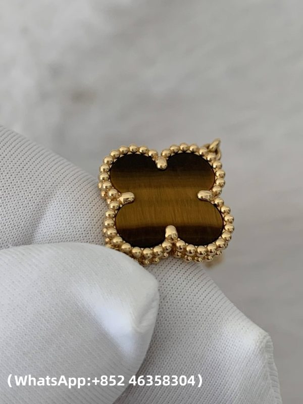 Custom Solid 18k Gold Van Cleef & Arpels Jewelry Vintage Alhambra Bracelet 5 Motifs Tiger Eye Custom Solid 18k Gold Van Cleef & Arpels Jewelry Vintage Alhambra Bracelet 5 Motifs Tiger Eye